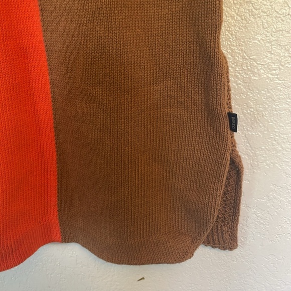 Wezc crochet bathing suit cover up - Picture 3 of 5